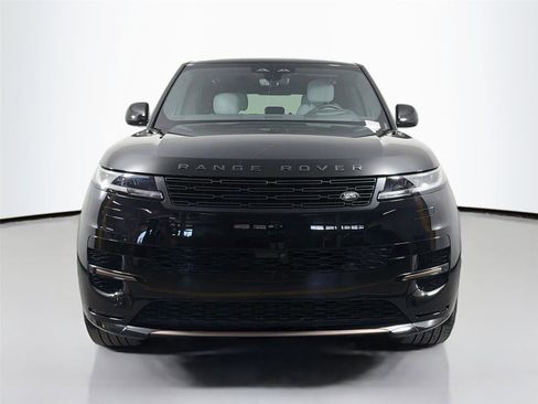 Used 2025 Land Rover Range Rover Sport Dynamic SE AWD/4WD image 2