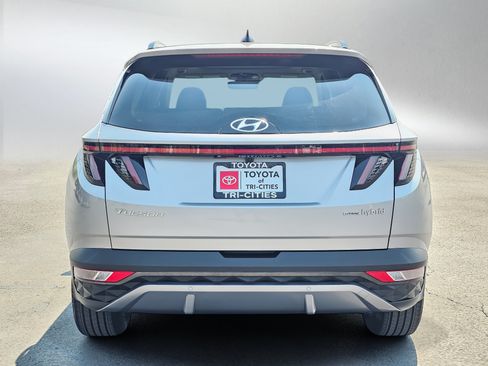Used 2024 Hyundai Tucson Limited AWD/4WD image 4