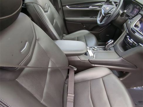 Certified 2022 Cadillac XT5 Premium Luxury w/ Technology Package image 28