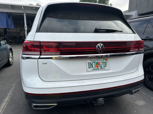 Used 2025 Volkswagen Atlas SE FWD image 5