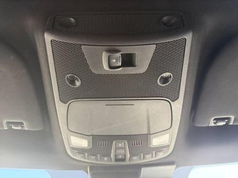 Used 2018 Ford F150 Platinum w/ Equipment Group 701A Luxury AWD/4WD image 25