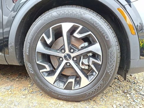 Certified 2023 Kia Sportage EX image 7