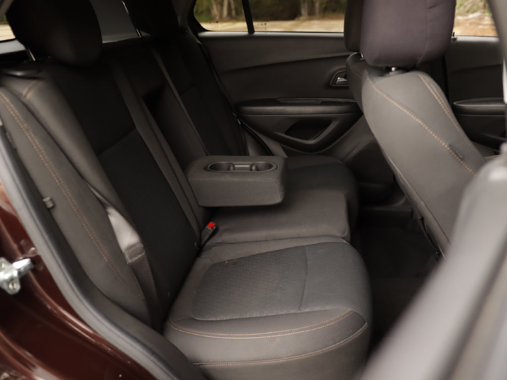 Used 2021 Chevrolet Trax LS w/ Tint and Cruise Package FWD image 24
