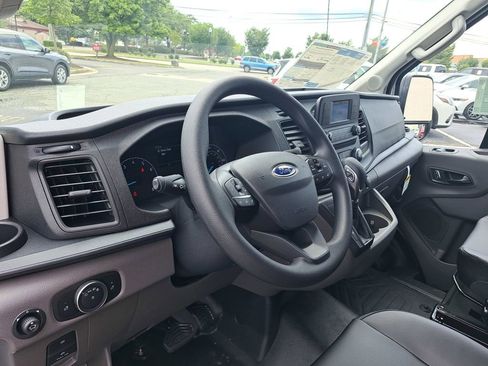 New 2026 Ford Transit 150 148 Medium Roof w/ Load Area Protection Package image 5