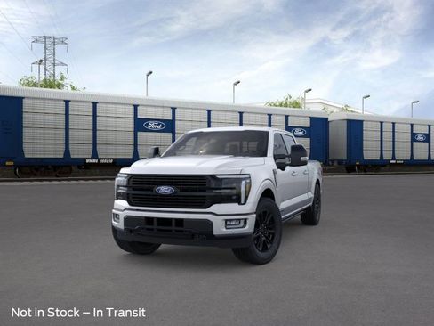 New 2026 Ford F150 Platinum image 3