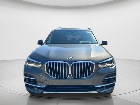 Used 2022 BMW X5 sDrive40i w/ Premium Package RWD image 2