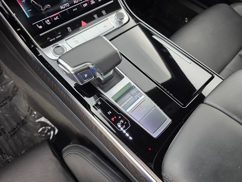 Used 2022 Audi A8 L 3.0T w/ Executive Package AWD/4WD image 23