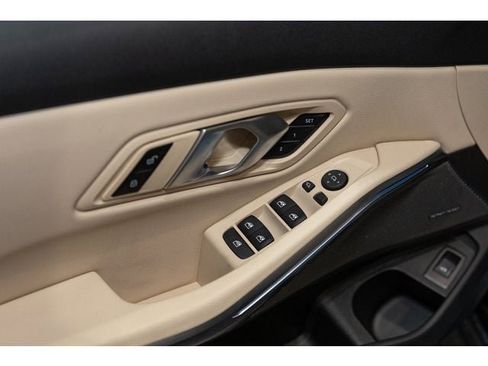 Used 2026 BMW 330i xDrive Sedan w/ Premium Package image 53