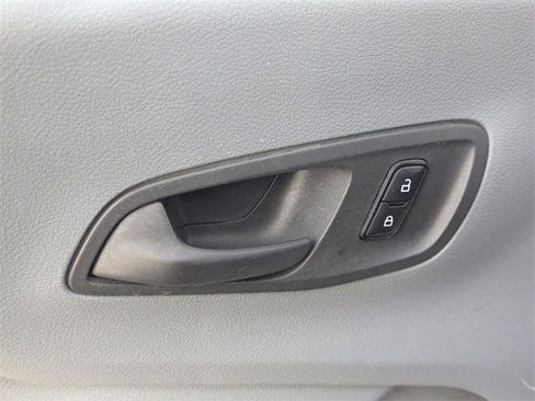 Used 2016 Ford Transit 350 XLT image 24