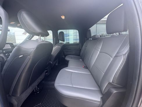 Used 2024 RAM 2500 Tradesman w/ Chrome Appearance Group image 15