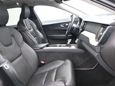 Used 2021 Volvo XC60 T5 Inscription w/ Protection Package Premier FWD image 33