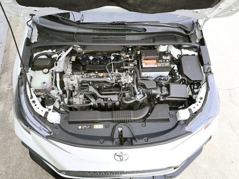 Used 2020 Toyota Corolla XSE image 12