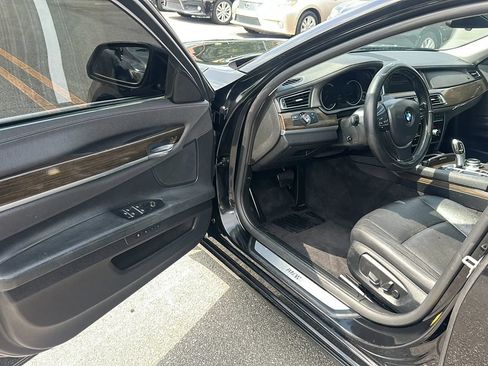 Used 2014 BMW 740i RWD image 13