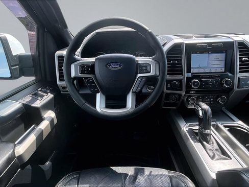 Used 2017 Ford F150 Lariat AWD/4WD image 5