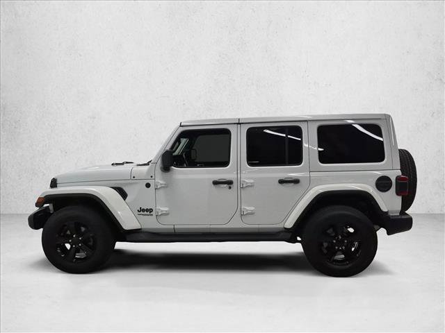 Used 2022 Jeep Wrangler Unlimited Sahara AWD/4WD image 7