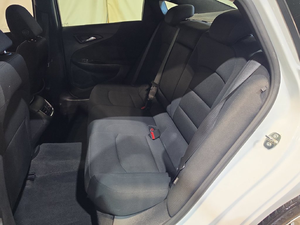 Used 2024 Chevrolet Malibu LT FWD image 24
