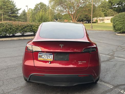Used 2025 Tesla Model Y Performance AWD/4WD image 6