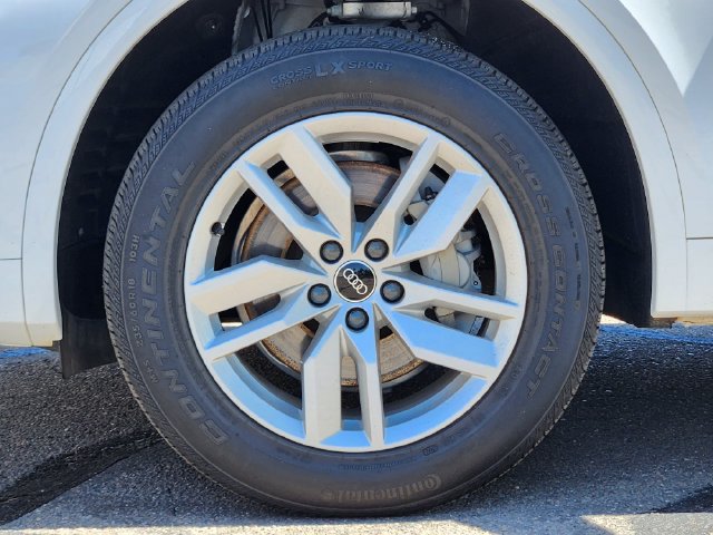 Used 2023 Audi Q5 2.0T Premium w/ Convenience Package AWD/4WD image 9