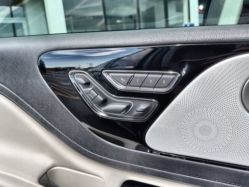 Used 2025 Lincoln Aviator Reserve w/ Luxury Package RWD image 14