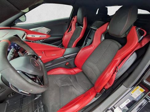Used 2021 Chevrolet Corvette Stingray Preferred Cpe w/ Z51 Performance Package RWD image 16
