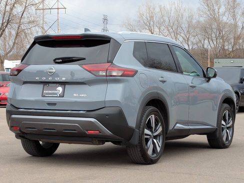 Used 2022 Nissan Rogue SL AWD/4WD image 12