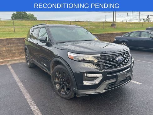 Used 2023 Ford Explorer ST-Line w/ Class IV Trailer Tow Package AWD/4WD image 2