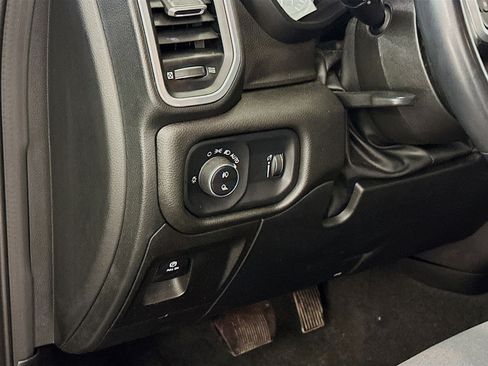Used 2022 RAM 1500 Big Horn image 17
