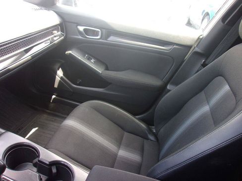 Used 2023 Honda Civic Sport image 14
