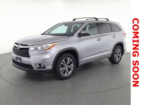 Used 2015 Toyota Highlander Plus image 1