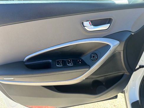 Used 2016 Hyundai Santa Fe Sport image 23