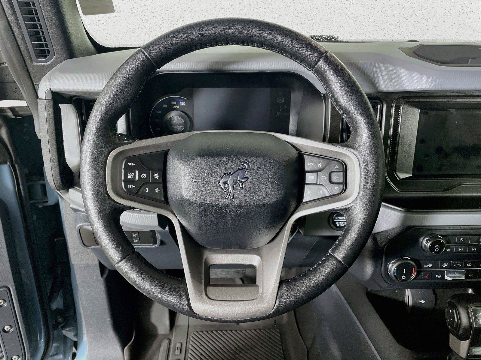 Used 2022 Ford Bronco Black Diamond AWD/4WD image 18