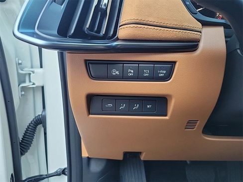 New 2025 MAZDA CX-70 3.3 Turbo S w/ Premium Plus image 39