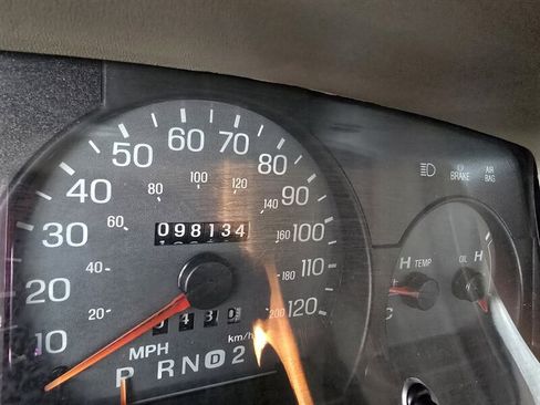 Used 2004 Mercury Grand Marquis LS RWD image 24