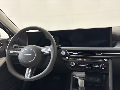 New 2025 Hyundai Sonata SE image 21