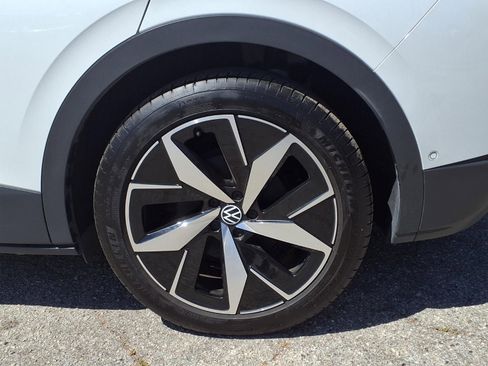 Certified 2023 Volkswagen ID.4 Pro S image 4