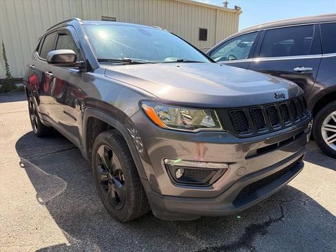 Used 2019 Jeep Compass Latitude AWD/4WD image 1