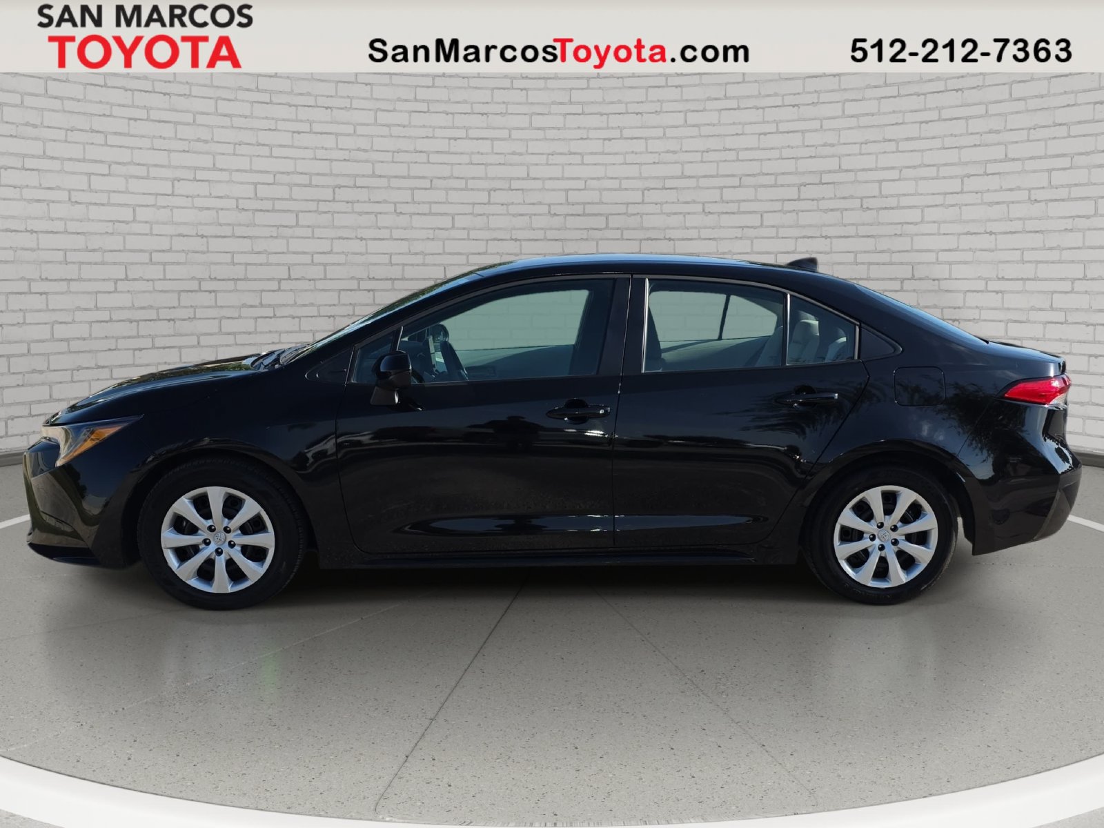 Used 2026 Toyota Corolla LE FWD image 9