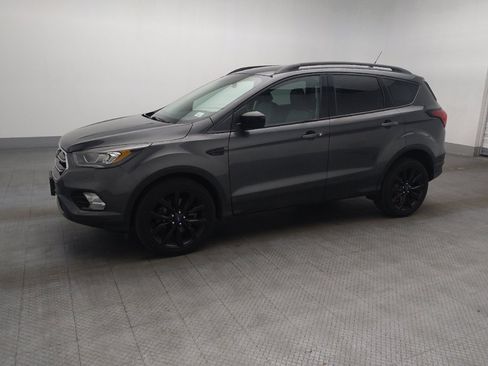Used 2019 Ford Escape SE AWD/4WD image 2