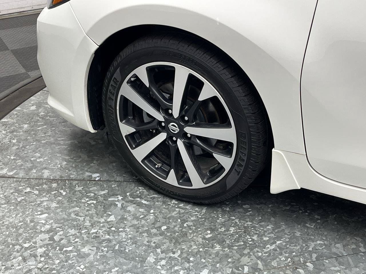 Used 2018 Nissan Altima 2.5 SR FWD image 25