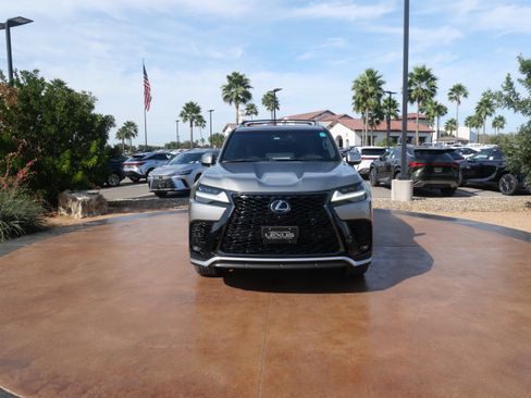Used 2023 Lexus LX 600 F Sport image 6
