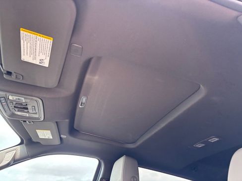 Used 2023 GMC Sierra 1500 SLT w/ SLT Premium Plus Package image 12