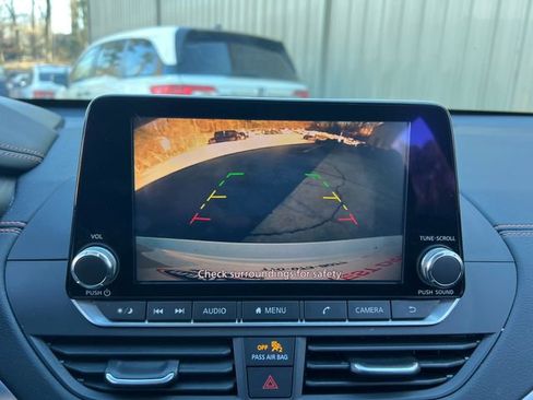 Used 2019 Nissan Altima 2.5 SR w/ SR Premium Package image 24