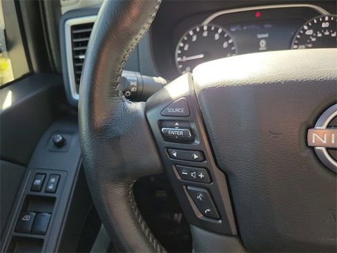 Used 2024 Nissan Frontier SL w/ Technology Package image 15