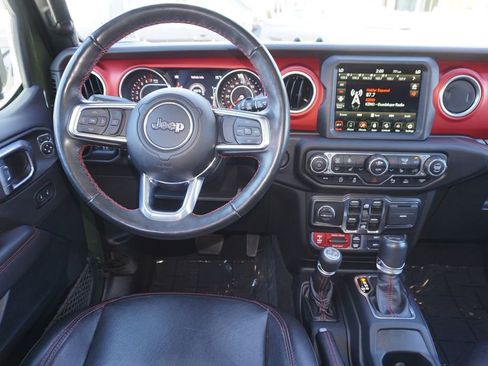 Used 2022 Jeep Wrangler Unlimited Rubicon w/ Xtreme Recon 35" Tire Package image 11