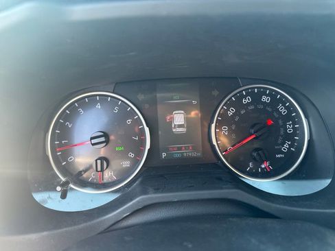 Used 2019 Toyota RAV4 LE w/ All Weather Liner Package AWD/4WD image 7