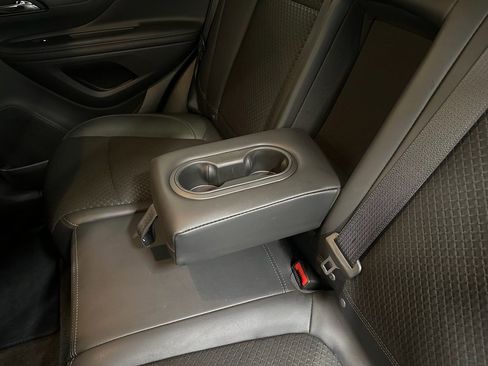 Used 2020 Buick Encore Preferred image 30