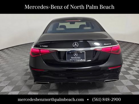 Certified 2022 Mercedes-Benz S 580 4MATIC Sedan image 5