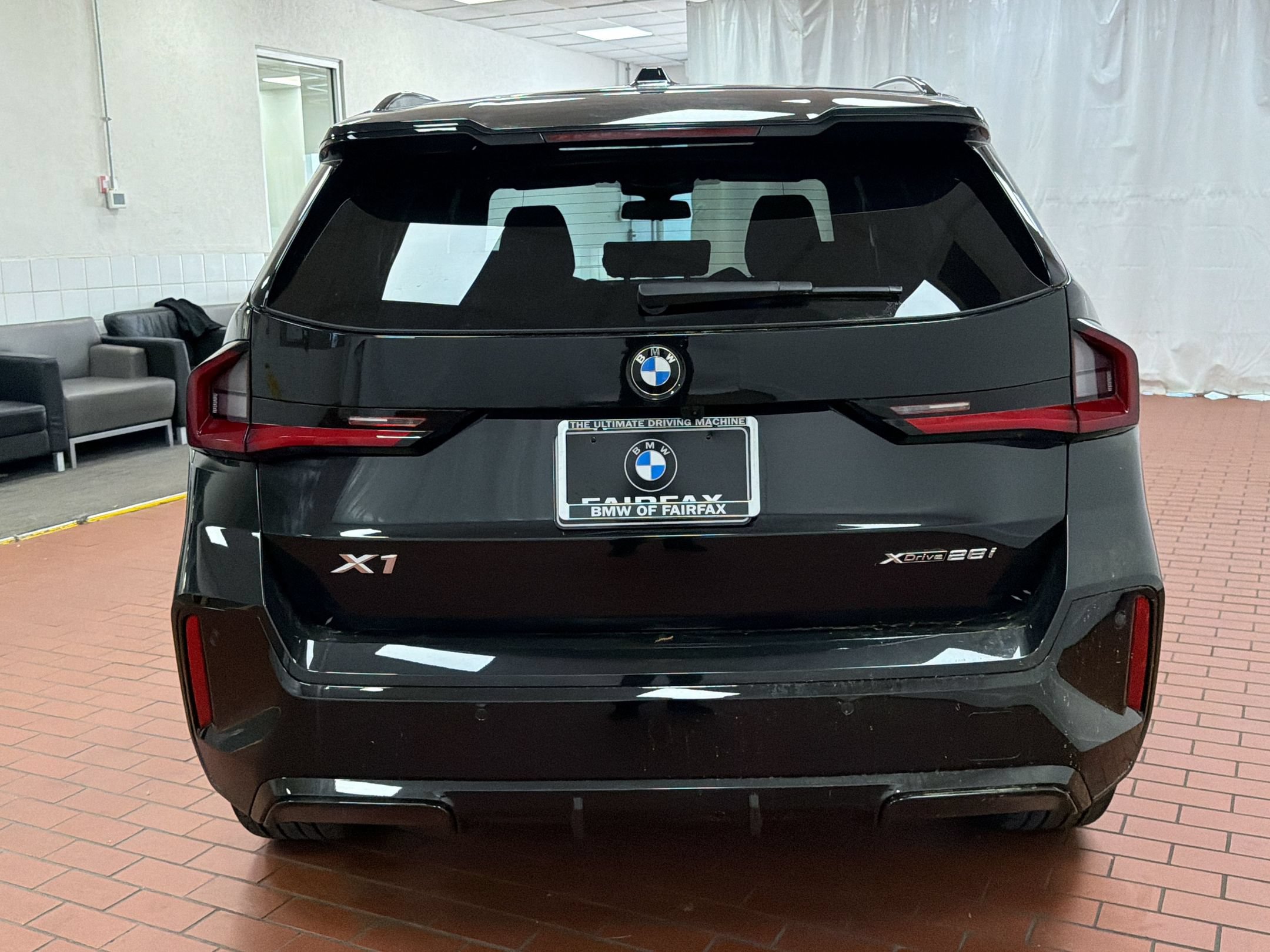 Used 2026 BMW X1 xDrive28i w/ Technology Package AWD/4WD image 9
