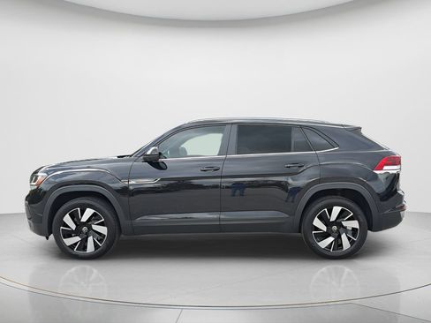 Used 2022 Volkswagen Atlas Cross Sport SE FWD image 8