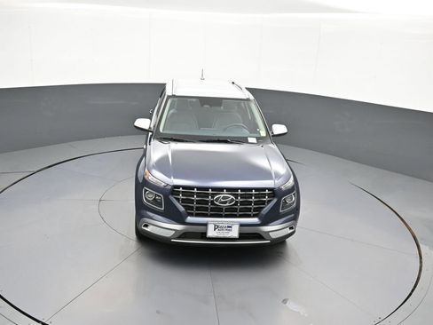 Certified 2023 Hyundai Venue Limited FWD image 34